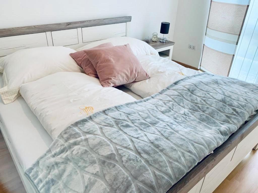 Ferienwohnung GästeTRAUM mit wunderschönem Ausblick und Garten Muhldorf Bei Feldbach Exterior foto