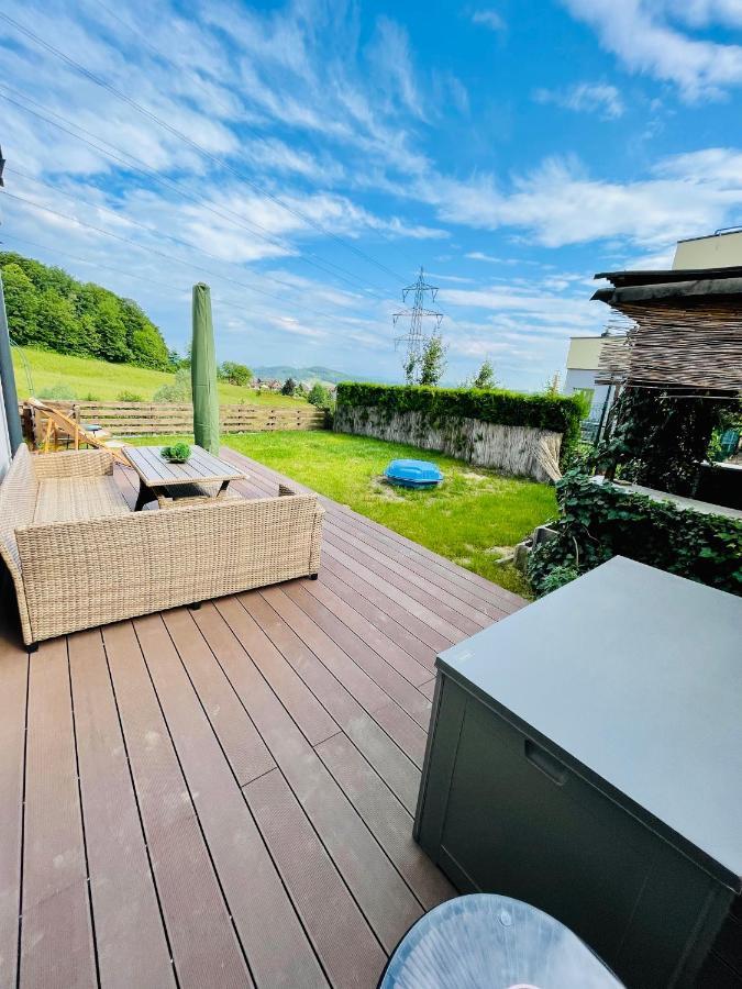 Ferienwohnung GästeTRAUM mit wunderschönem Ausblick und Garten Muhldorf Bei Feldbach Exterior foto